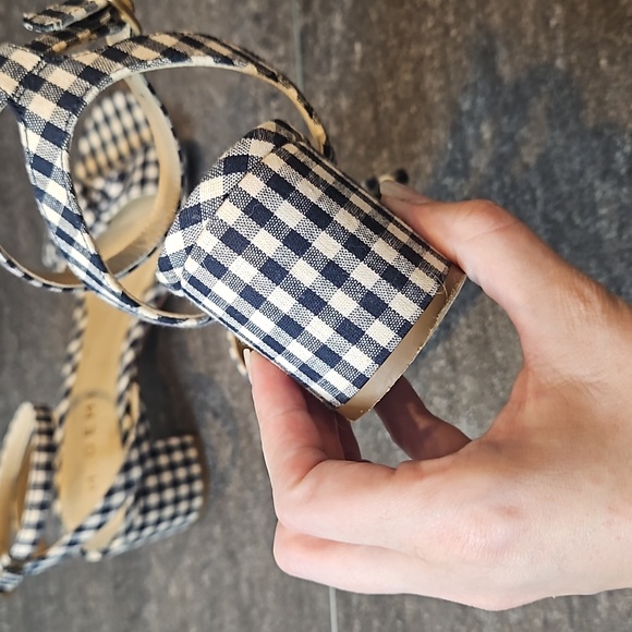 ⭐️M Gemi navy off white checked bow chunky heel sandals - Picture 6 of 11